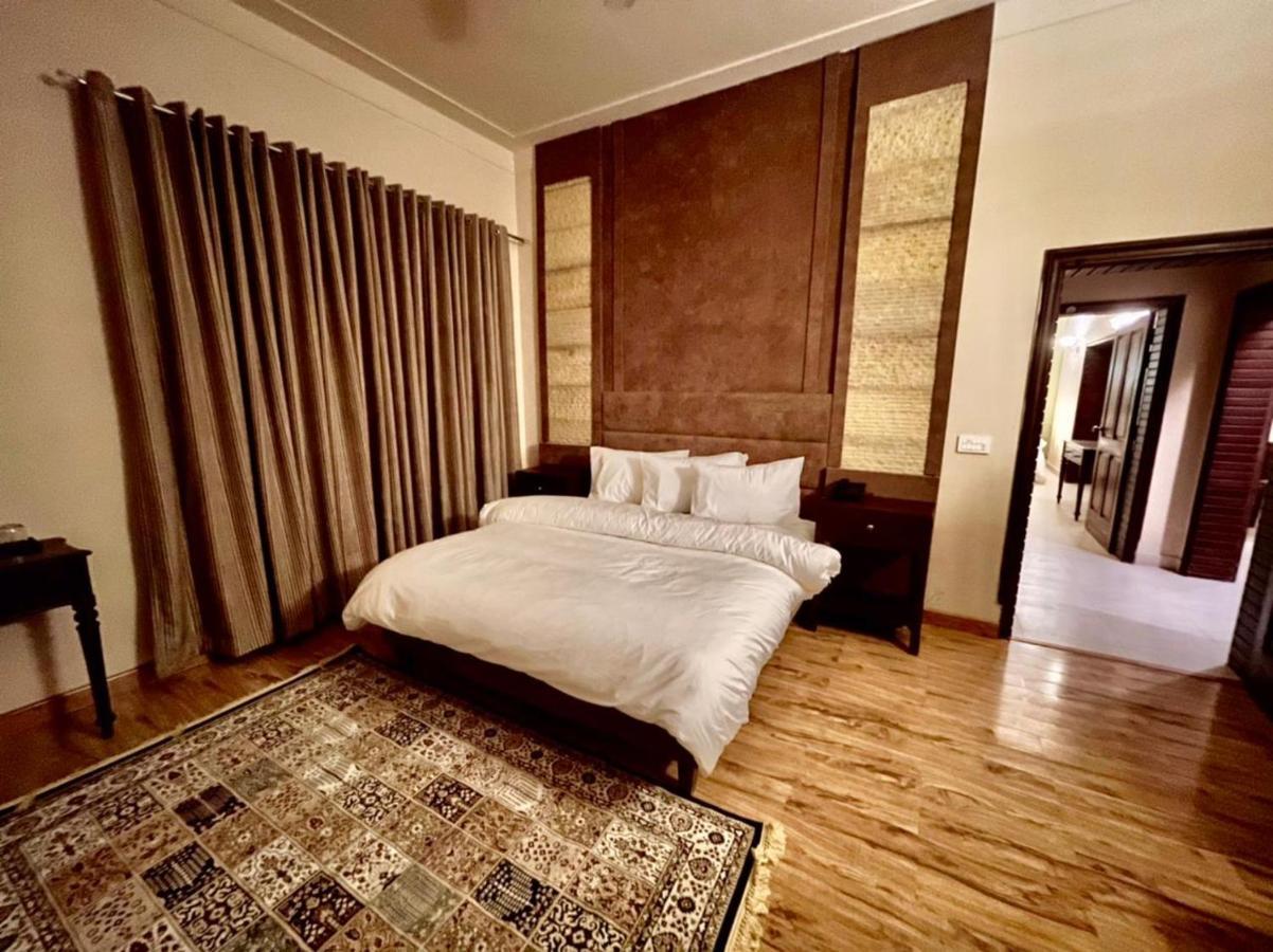 Shelton Hotel Mardan Zewnętrze zdjęcie